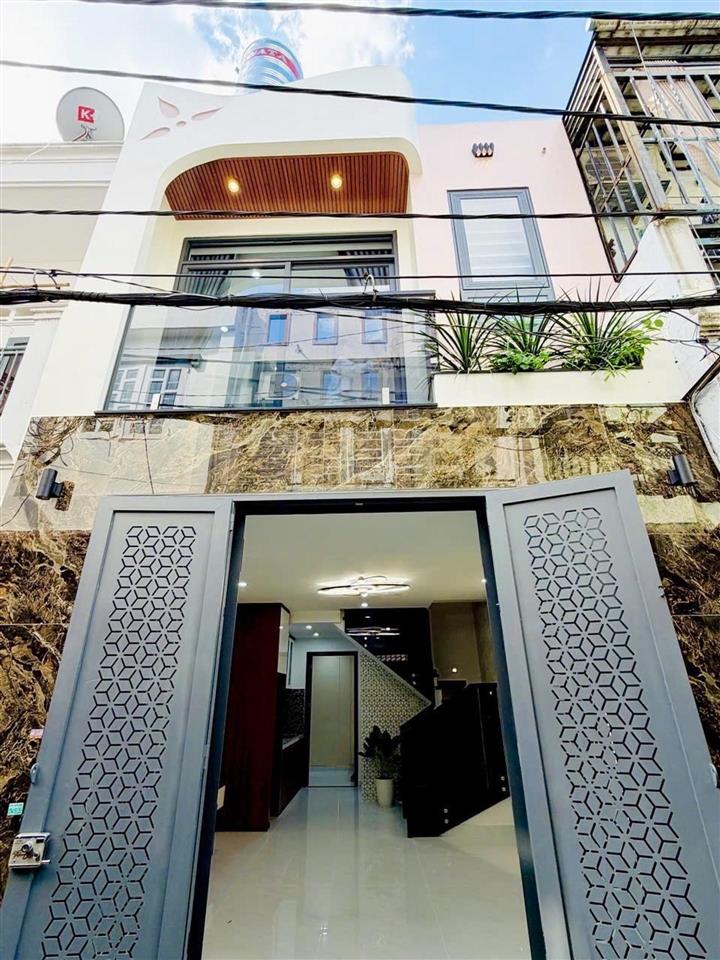 Sát phạm văn chiêu nhà vừa xây full nội thất  nhĩnh 5 đồng