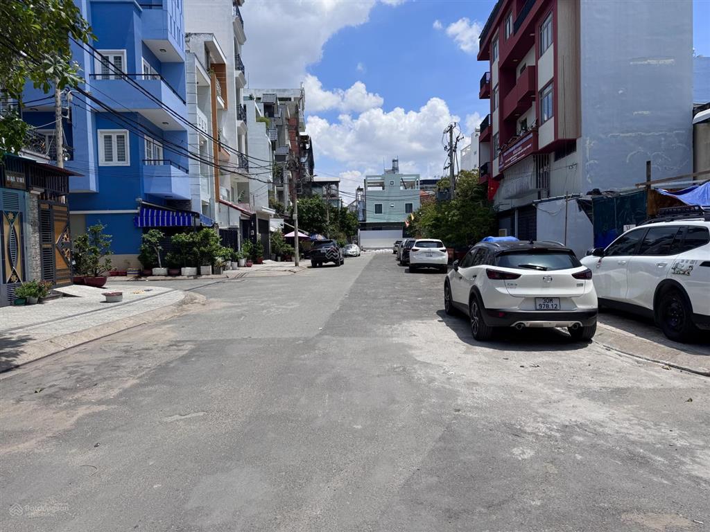 Sát phạm văn chiêu nhà vừa xây full nội thất  nhĩnh 5 đồng