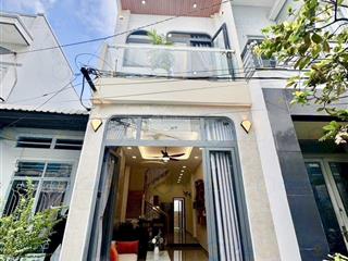 Nhà 1 sẹc cách hẻm xe hơi 5m  6.38 tỷ cho 57.9m2 nở hậu  full nội thất ở phạm văn chiêu