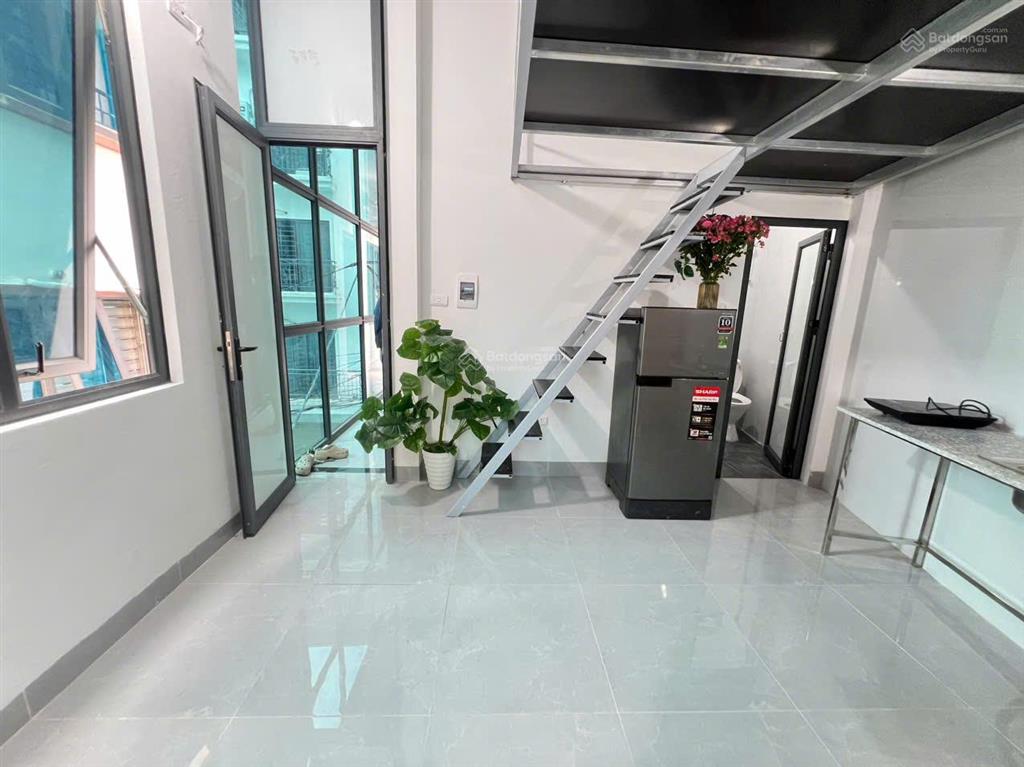 Cho thuê phòng trọ giá rẻ, khép kín thang máy giá 2,9 tr gần đại học công nghiệp