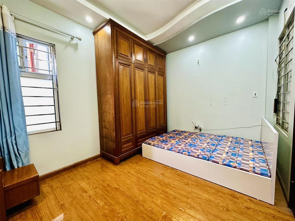 Cho thuê phòng trọ giá rẻ 2,6 tr 48 ngõ 50 võng thị khu dân cư văn minh an toàn