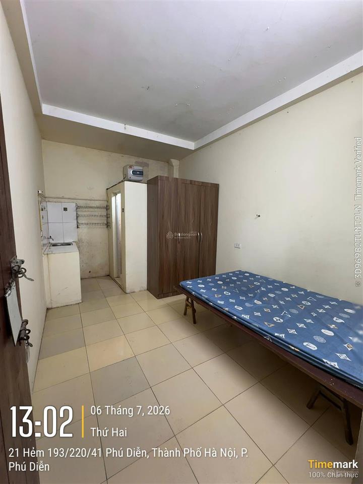 Cho thuê phòng trọ khép kín giá rẻ 2,4 tr phú diễn, bắc từ liêm. gần tài nguyên môi trường