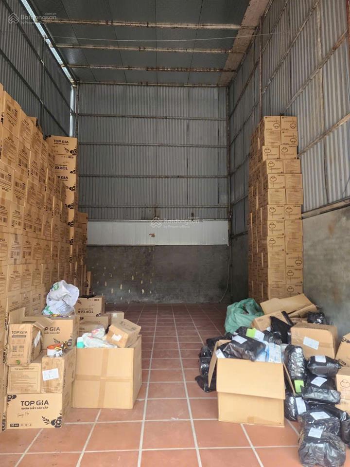 Cho thuê kho 54m2 giá 5 tr xe tải, xe cont vào thoải mái vân canh