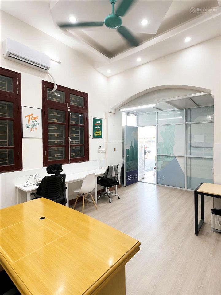 Cho thuê văn phòng giá rẻ 4 tr đồng, phố trần vỹ, mai dịch, cầu giấy