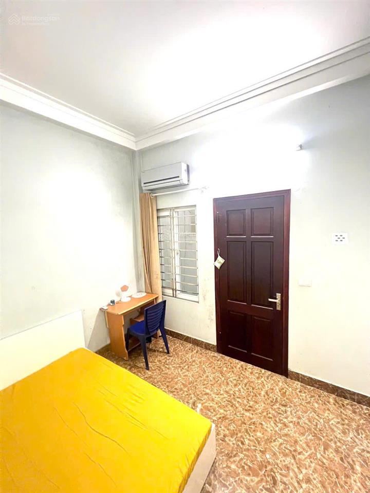 Cho thuê phòng trọ giá rẻ 2,6 tr 48 ngõ 50 võng thị  tây hồ