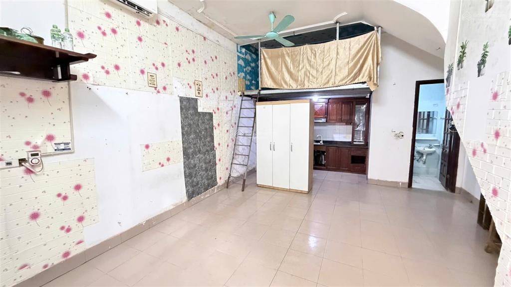 Cho thuê mặt bằng kinh doanh 38m2 giá 4 triệu tại đường quốc lộ 32 phường phú diễn quận bắc từ liêm