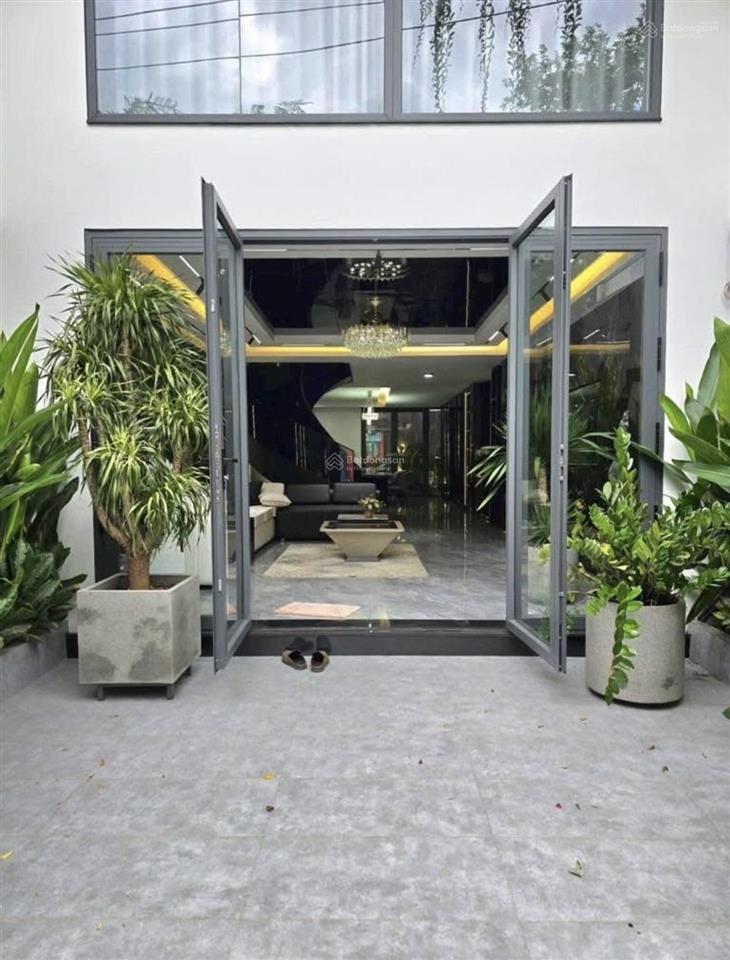 Cần bán căn nhà có sân vườn đường quốc hương  quận 2  80m2 (5x16m)  cho thuê 40tr/th