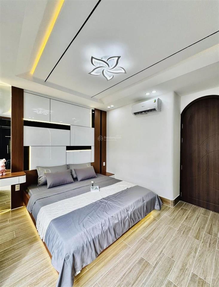 Chốt nhanh căn nhà đẹp đường sư vạn hạnh  quận 10  giá 6,24tỷ/75,5m2  hđ thuê 25 triệu/tháng