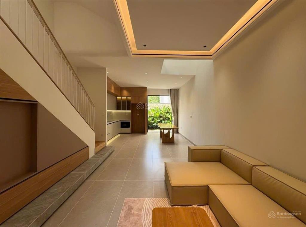 Chốt nhanh căn nhà trước tết đường nguyên hoàng  quận 2  giá7,26tỷ/62,1m2  cho thuê 33 tr/tháng