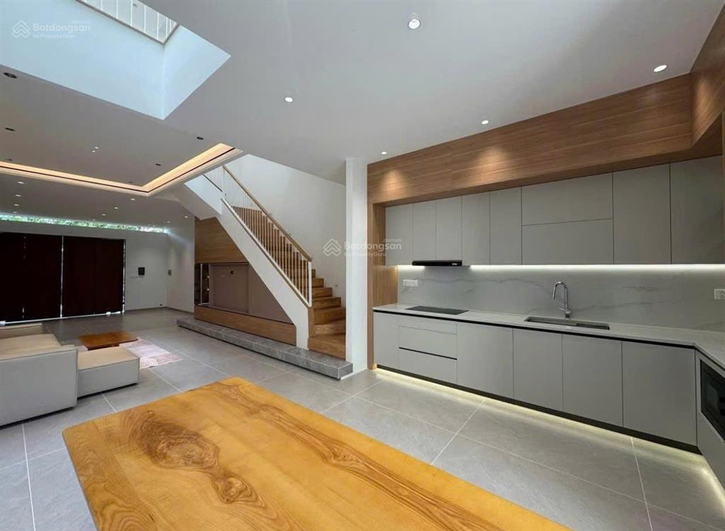 Chốt nhanh căn nhà trước tết đường nguyên hoàng  quận 2  giá7,26tỷ/62,1m2  cho thuê 33 tr/tháng