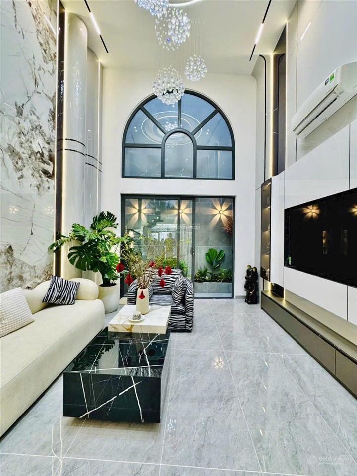 Nhà ngộp giá tốt đường trần thiện chánh  hoà hưng  81m thuê 34tr. gần vạn hạnh mall