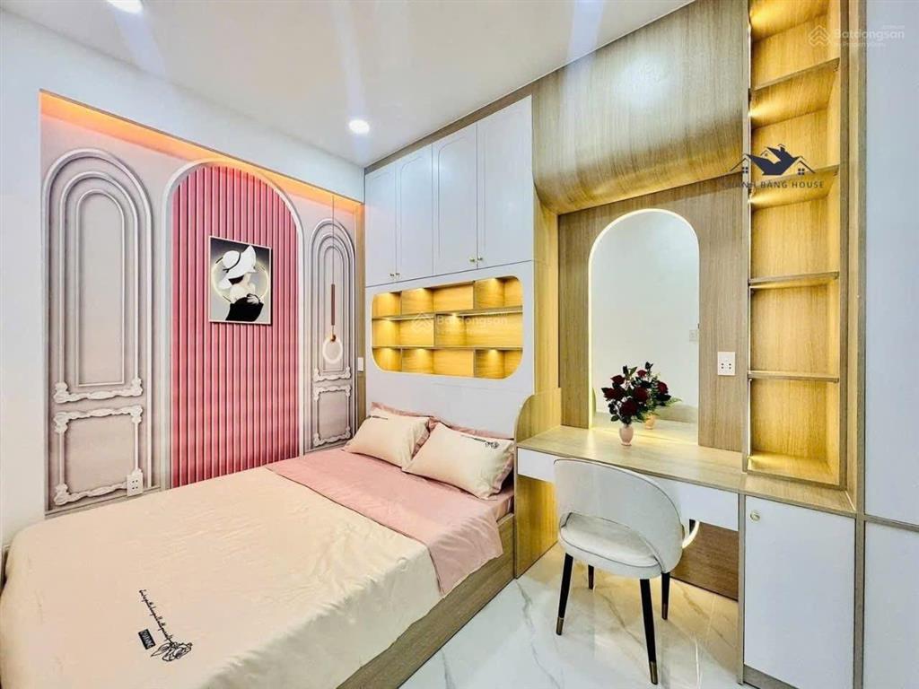 Về quê cần bán gấp căn nhà đường nguyễn văn trỗi  phú nhuận  giá5,86tỷ/72m2  đang cho thuê 23tr