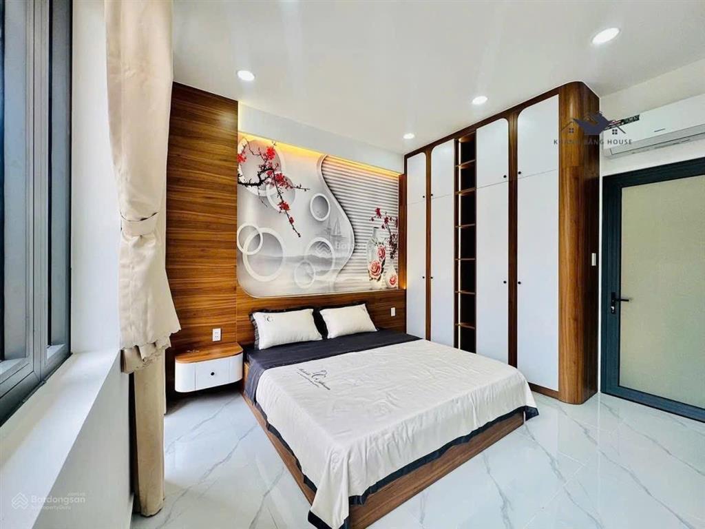 Về quê cần bán gấp căn nhà đường nguyễn văn trỗi  phú nhuận  giá5,86tỷ/72m2  đang cho thuê 23tr