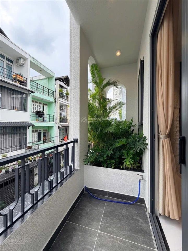 Chú minh cần bán nhà đường đề thám  quận 1  67,5m2 (4,5x15)  cho thuê 29 triệu/tháng