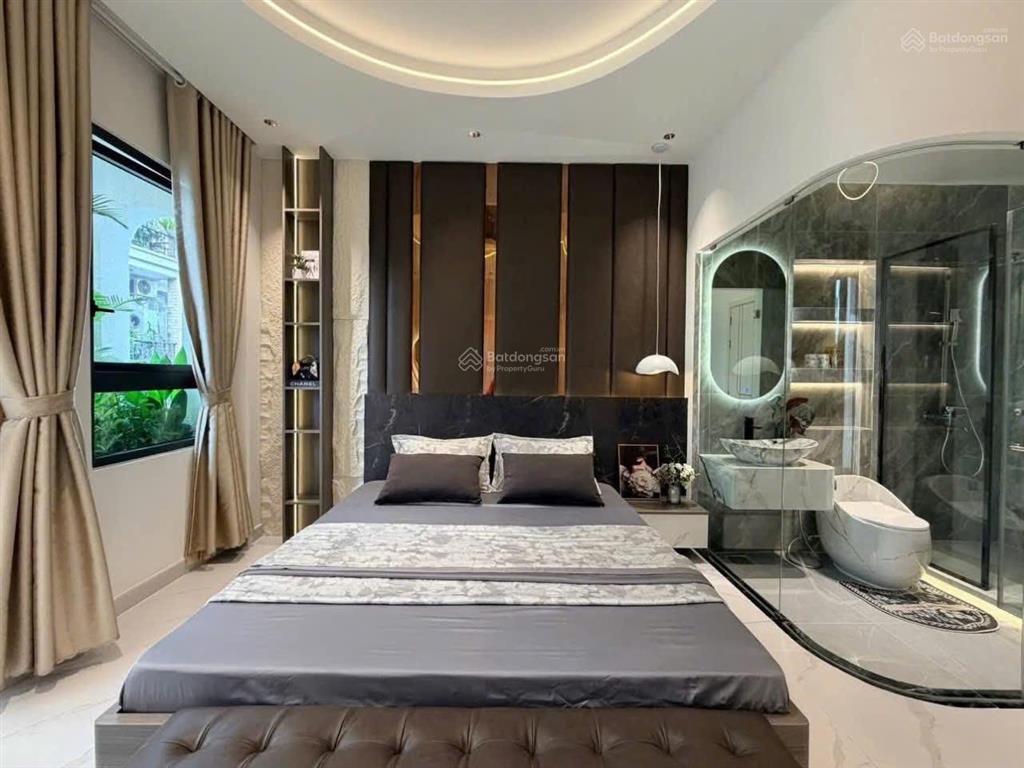 Chú long cần bán nhà đường đề thám  quận 1  giá 4,72tỷ/67,5m2 (4,5x15)  cho thuê 29 triệu/tháng