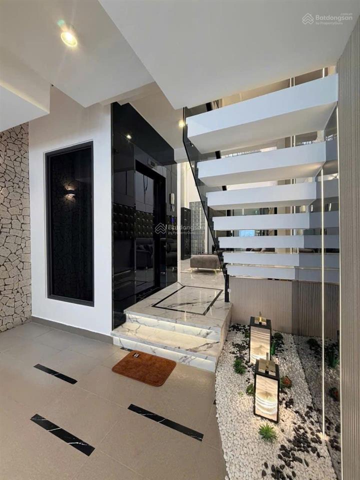 Chú minh cần bán nhà đường đề thám  quận 1  67,5m2 (4,5x15)  cho thuê 29 triệu/tháng