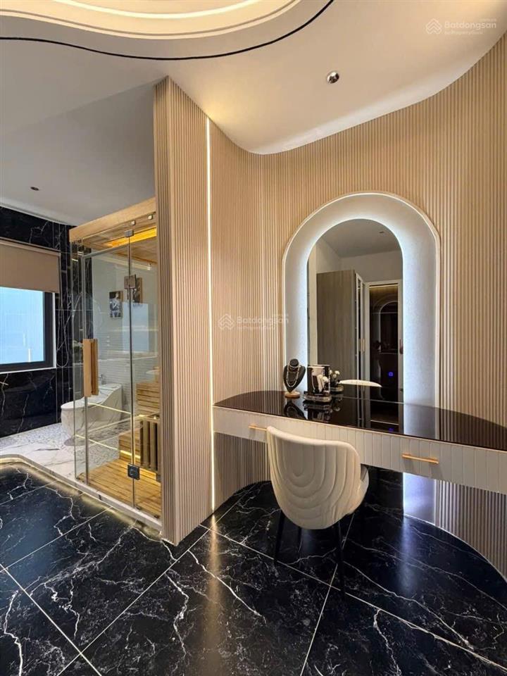 Chú minh cần bán nhà đường đề thám  quận 1  67,5m2 (4,5x15)  cho thuê 29 triệu/tháng
