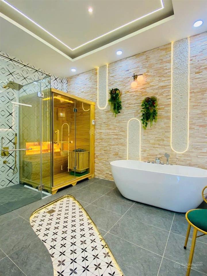 Chỉ 4,65 tỷ sở hữu nhà đường bạch vân  quận 5  dt 77m2 (5,5x14)  dòng tiền 24tr/tháng  hxh 6m