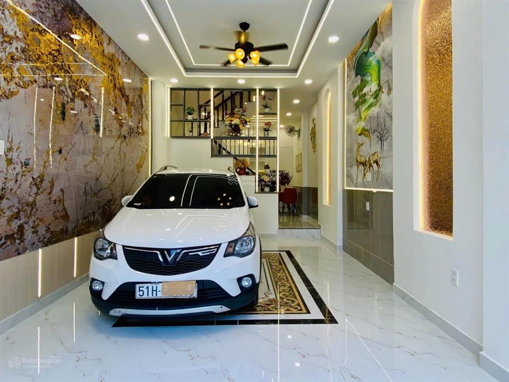 Chỉ 4,65 tỷ sở hữu nhà đường bạch vân  quận 5  dt 77m2 (5,5x14)  dòng tiền 24tr/tháng  hxh 6m