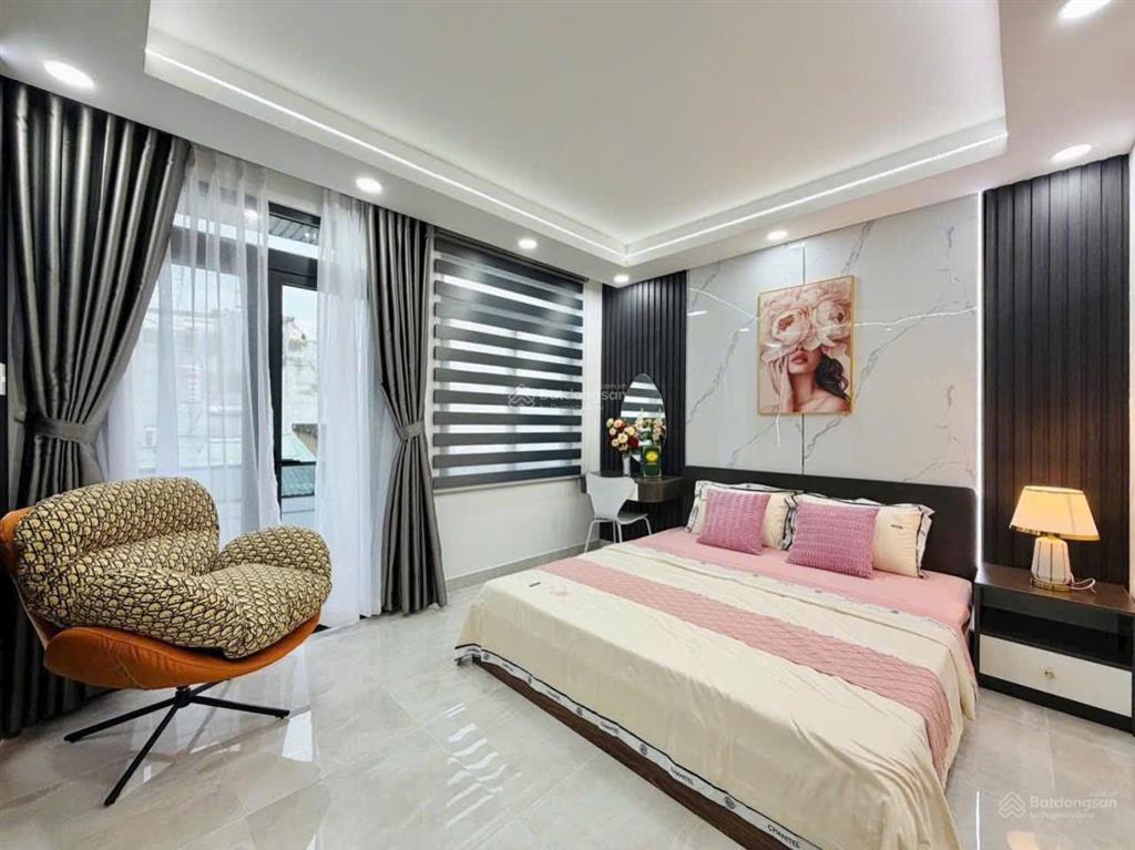 Hiếm có khó tìm căn siêu phẩm nguyễn văn giai  q1  giá 6,13tỷ/76,5m2 (4,5 x 17)  thuê 27tr/th