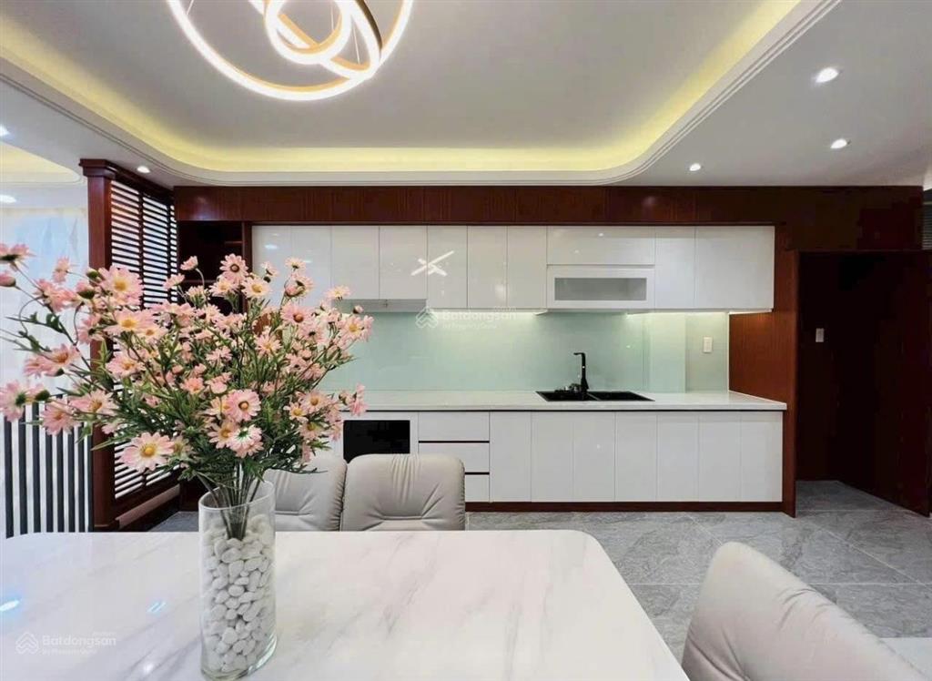 Chốt ngay căn nhà khu cư xá nguyển đình chiểu, đường lê tự tài  phú nhuận  giá5,38tỷ/70m2 (5x13)