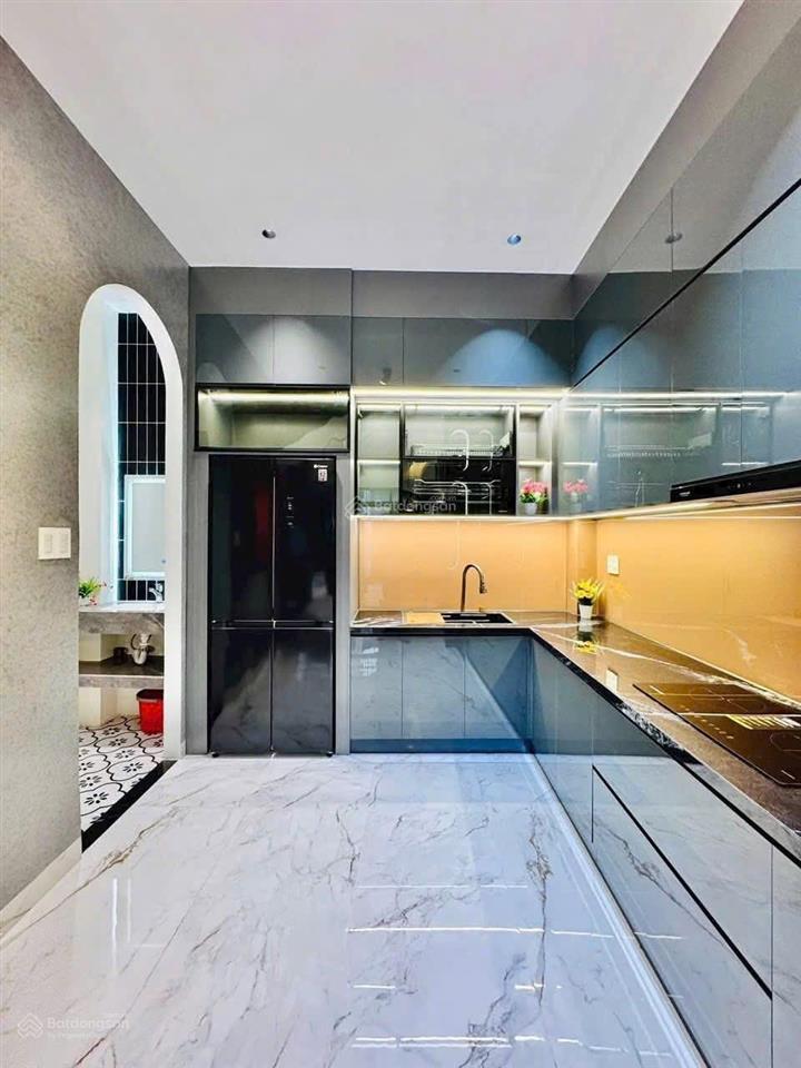 Cần tiến bán gấp căn nhà đường tân hàng  q5  giá 5,78tỷ/72m2  ngay đh y dược  thuê 21 tr/tháng