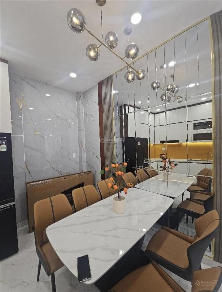 Siêu phẩm trung tâm q10  nhà nguyễn tiểu la  giá6,62tỷ/65m2  cách đh kinh tế hcm 700m  nhà shr