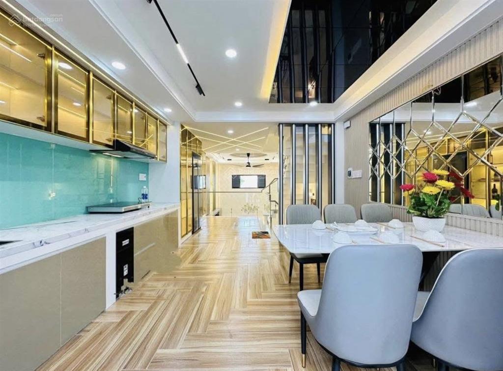 Bán nhà trần bình trọng, bình thạnh  giá 5,88 tỷ/65m²  đang cho thuê 25tr/th, ngay chợ bà chiểu