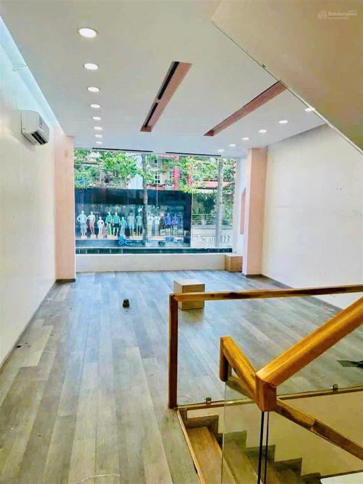 Siêu phẩm mặt tiền kinh doanh  nguyênz trãi  q5  lưu thông 2 chiều  giá6,68tỷ/70m2  thuê 22tr