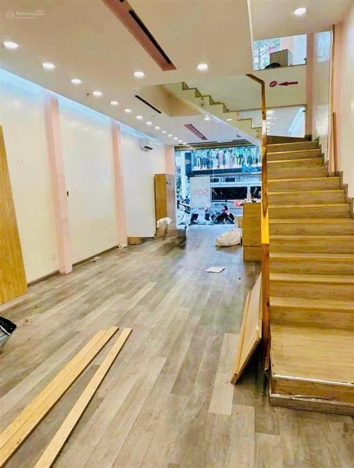 Siêu phẩm mặt tiền kinh doanh  nguyênz trãi  q5  lưu thông 2 chiều  giá6,68tỷ/70m2  thuê 22tr