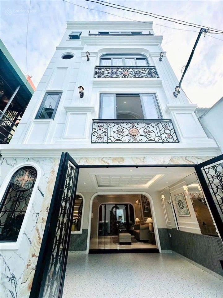 Bán căn siêu phẩm đường hoàng diệu, phú nhuận  giá 6,98 tỷ/85,2m2  cho thuê 25tr/th  đường 6m