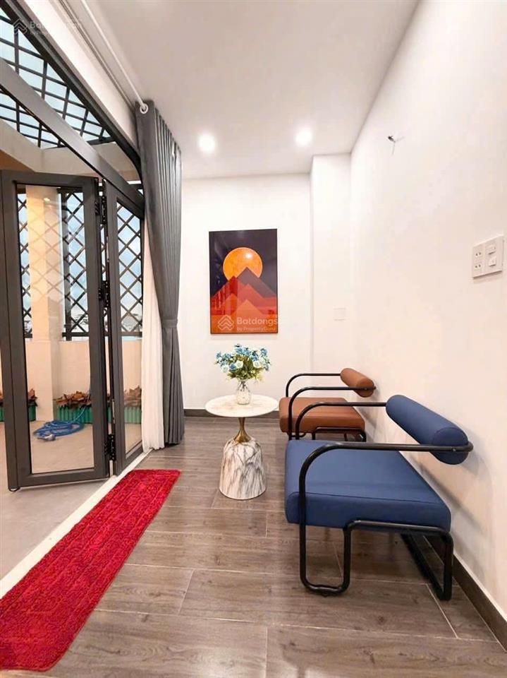 Về quê cần bán nhà  vườn chuối, quận 3  giá 6,36 tỷ/70m2  cho thuê 25tr/th  gần chợ vườn chuối