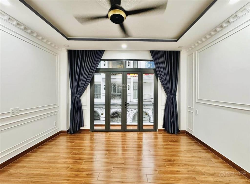 Lên sóng siêu phẩm có thang máy đường đặng văn ngữ  phú nhuận  giá 5,68tỷ/55,2m2 (4,6 x 12m)