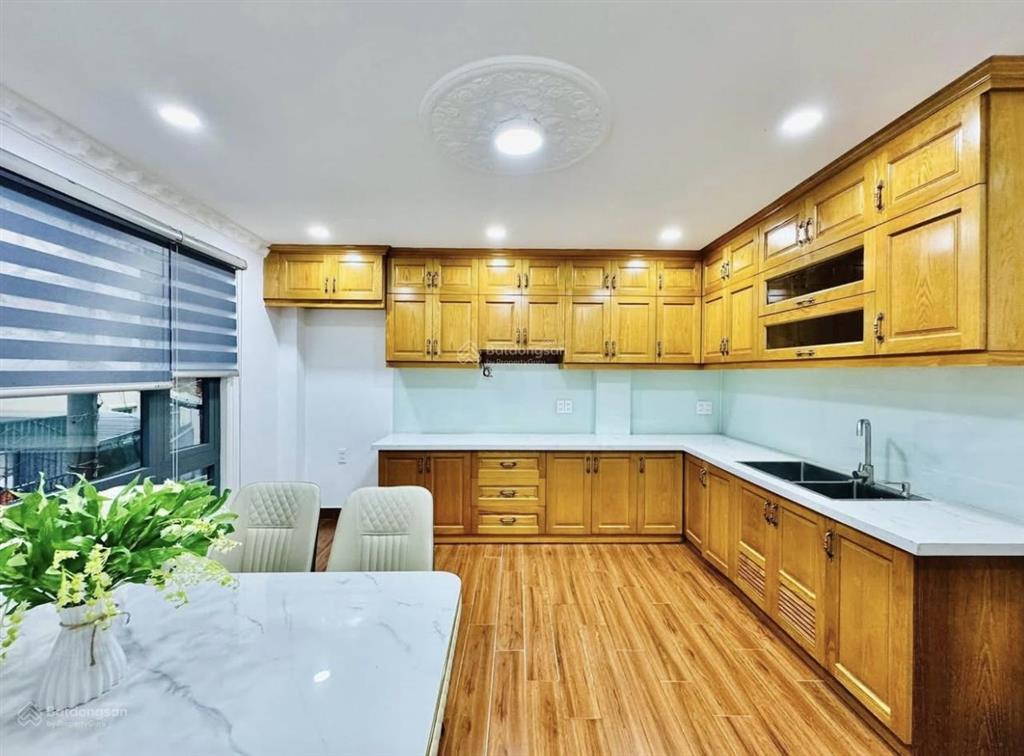 Lên sóng siêu phẩm có thang máy đường đặng văn ngữ  phú nhuận  giá 5,68tỷ/55,2m2 (4,6 x 12m)