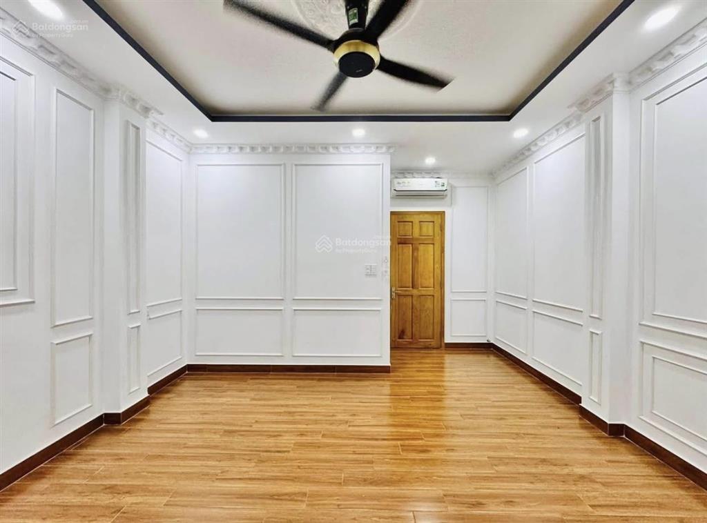 Lên sóng siêu phẩm có thang máy đường đặng văn ngữ  phú nhuận  giá 5,68tỷ/55,2m2 (4,6 x 12m)
