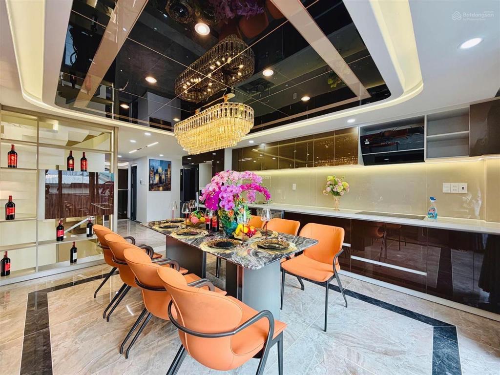Chính chủ cần bàn nhà đường nguyễn thị minh khai  quận 1  84,6m2  ngay thảo cầm viên