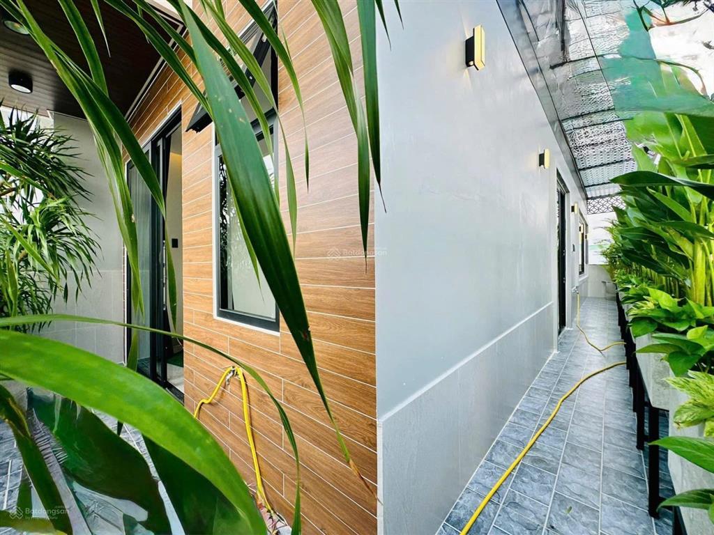 Siêu phẩm nhà 5 tầng ngay lã xuân oai  quận 9  giá 3,25tỷ/80m2 (5x16)  giao lê văn việt  shr