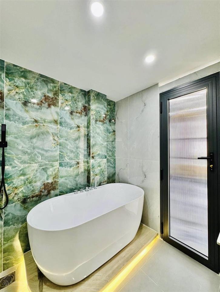 Siêu phẩm ngang 5m giữa trung tâm quận 1  nguyễn văn thủ  65m2 (5 x 13) sổ hồng riêng