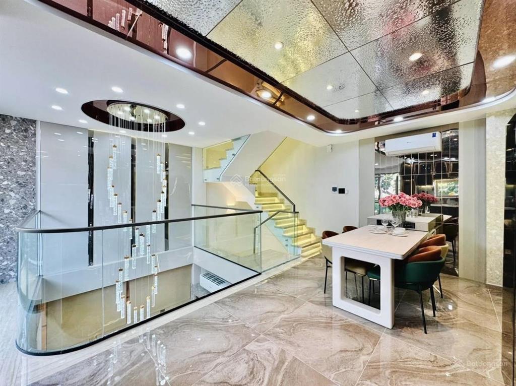 Siêu phẩm ngang 5m giữa trung tâm quận 1  nguyễn văn thủ  65m2 (5 x 13) sổ hồng riêng