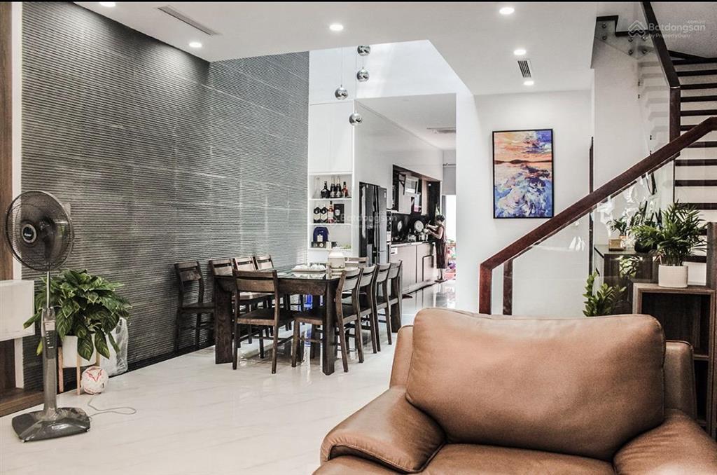 Ngộp vốn bán nhanh nhà đường tam bình  thủ đức  70m2  ngay tttm gigamall  thuê 15tr