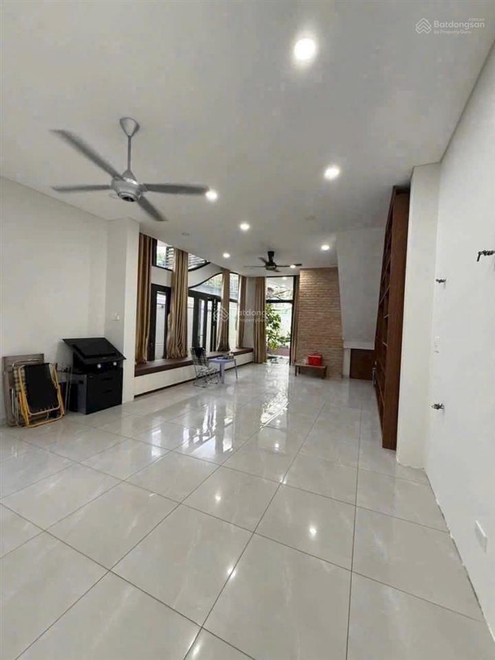 Bán nhanh siêu phẩm góc 2 mặt tiền đường linh đông  thủ đức  giá 4,65tỷ/127m2  cho thuê 20tr/th