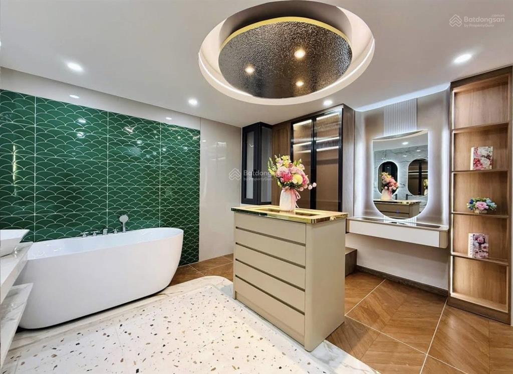 Chủ định cư nước ngoài cần bàn nhà đoàn thị điểm, phú nhuận  giá 5,86tỷ/62,4m2  thuê 22tr/tháng
