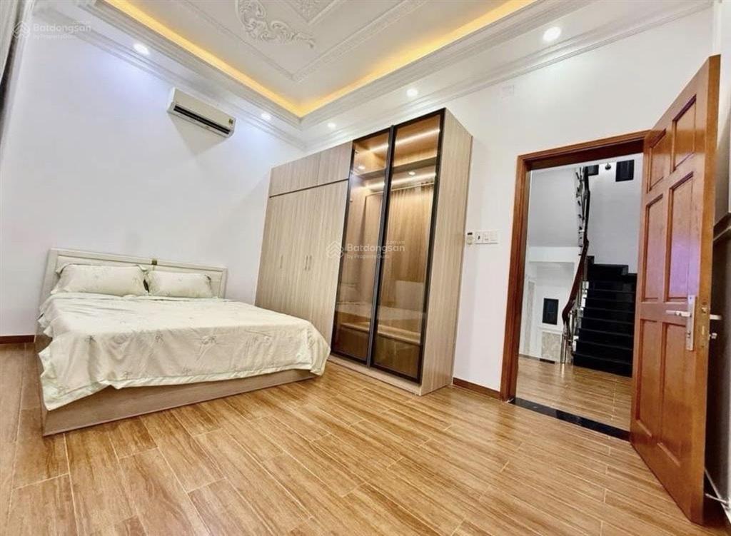 Ngộp vốn bán nhanh căn nhà phố đường đỗ thị lời  quận 3  giá 6,32tỷ/62m2  thuê 24tr/tháng  shr
