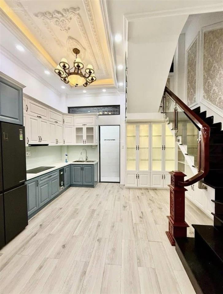 Ngộp vốn bán nhanh căn nhà phố đường đỗ thị lời  quận 3  giá 6,32tỷ/62m2  thuê 24tr/tháng  shr