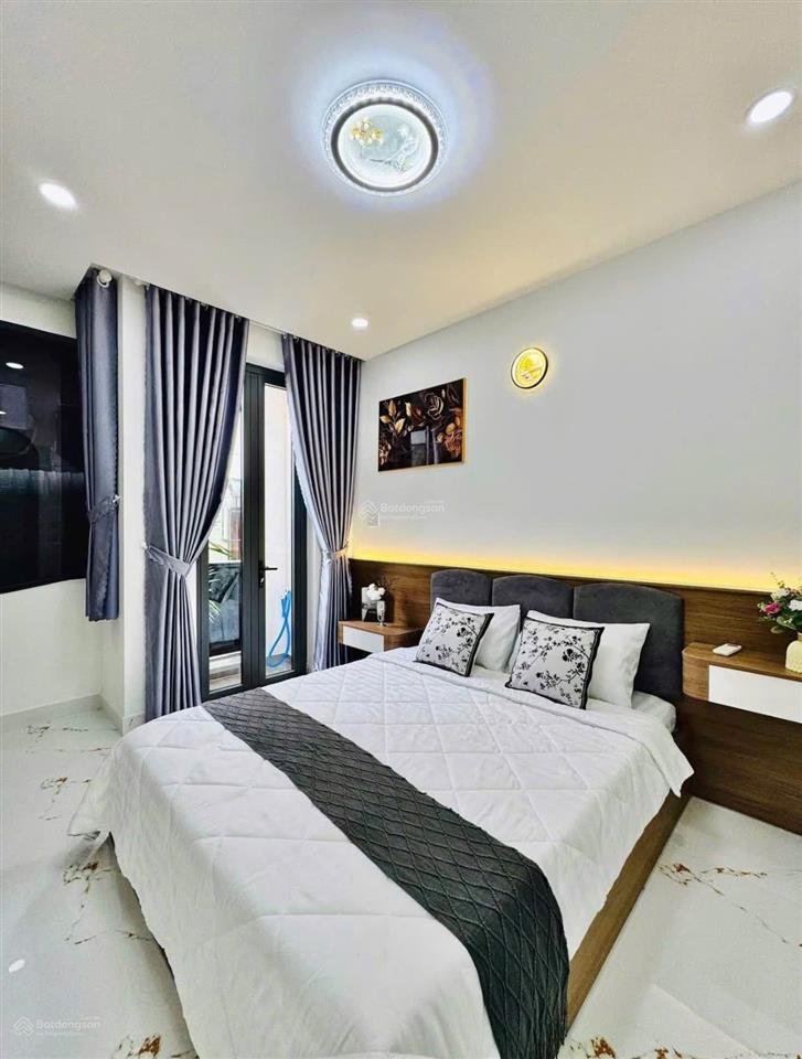 Bán nhà hẻm 8m  hòa hảo, quận 10  gần đại học kinh tế ueh  giá chốt 5,69tỷ/72m2  cho thuê 25tr
