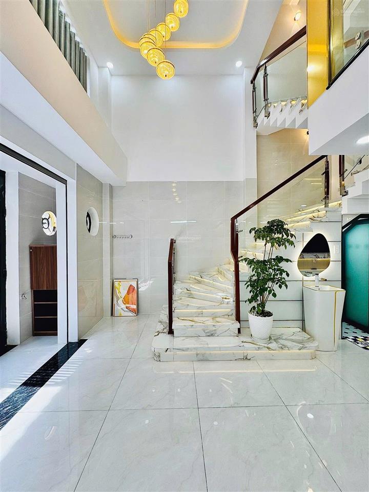 Bán nhà đường trần quốc thảo, quận 3  giá 5,64tỷ/54m2 (4,5x12)  đang cho thuê 24tr/tháng  shr