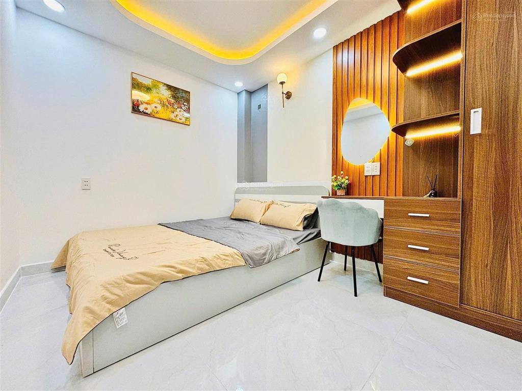 Bán nhà đường trần quốc thảo, quận 3  giá 5,64tỷ/54m2 (4,5x12)  đang cho thuê 24tr/tháng  shr