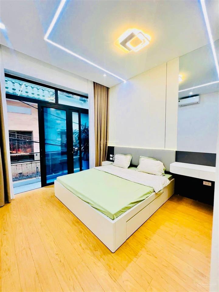Bán nhà đẹp sang trọng đường lê văn việt, quận 9  giá 3,18tỷ/60m2  gần học viên chính trị