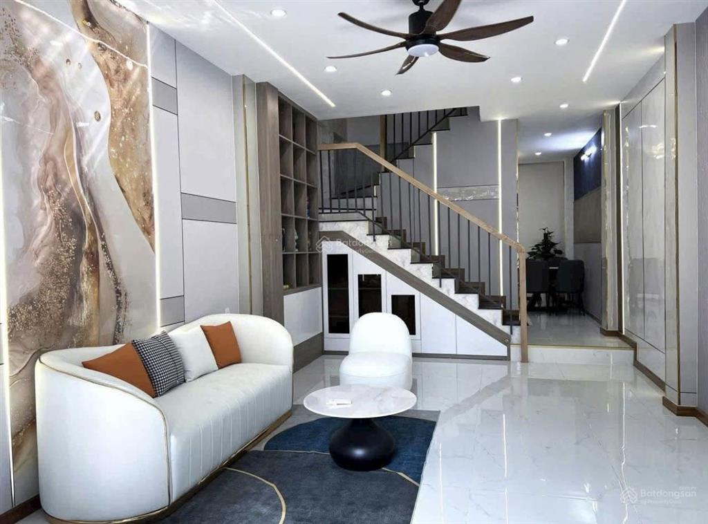 Bán gấp căn siêu phẩm nguyễn văn hưởng, thảo điền, quận 2  giá 6,9tỷ/67,5m2  cho thuê 26tr/tháng