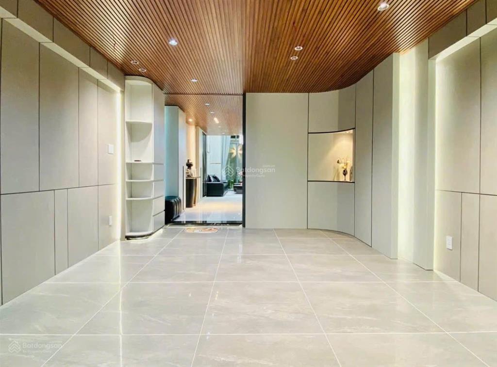 Siêu phẩm nhà 5 tầng nguyễn công hoan  phú nhuận  giá 5,79tỷ/72m2  cách phố ẩm thực 500m